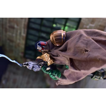 Cursed Earth Judge Dredd Exclusive 1:12 Scale Action Figure