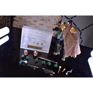 Cursed Earth Judge Dredd Exclusive 1:12 Scale Action Figure