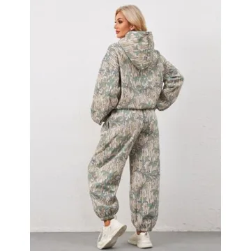 Stylish Women's Camo Sweatsuit Cozy Two-Piece Set