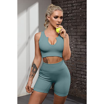 Flattering FAFOFA Women's Yoga Shorts Set for Activewear