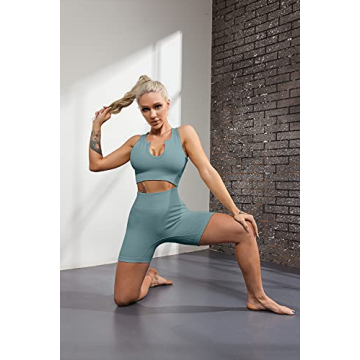 Flattering FAFOFA Women's Yoga Shorts Set for Activewear