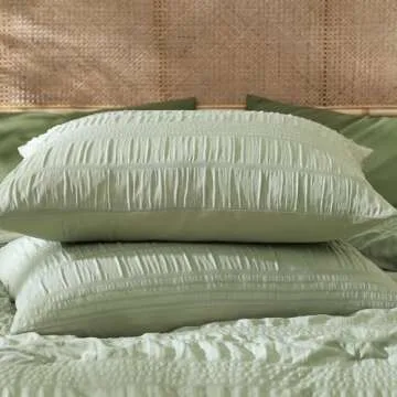 CASAAGUSTO King Size Comforter Set, 7 Pieces Sage Green Seersucker Bed in a Bag King Soft All Seasons, King Bedding Sets with Comforter, Flat Sheet, Fitted Sheet, 2 Pillow Shams, 2 Pillowcases
