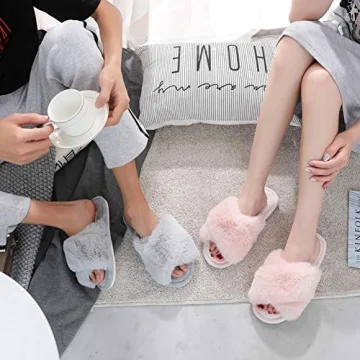 Luxury HUMIWA Women’s Fuzzy Slippers for Comfort and Style