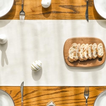 Artoid Mode Easter Bunny Table Runner for Spring Decor