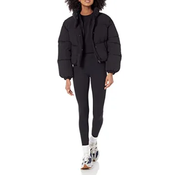 Stylish Women's Cropped Puffer Jacket for Winter Events
