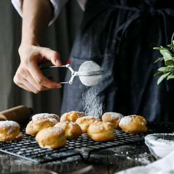 Cocoa Flour Dispenser Sifter for Baking and Cleaning Tool