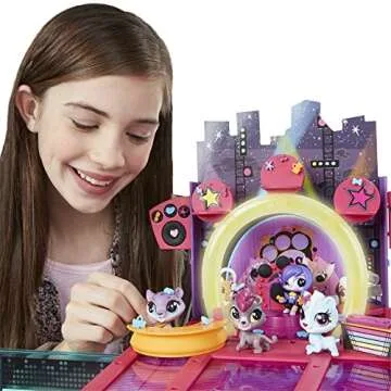 Littlest Pet Shop Pawza Hotel Style Set for Creative Play