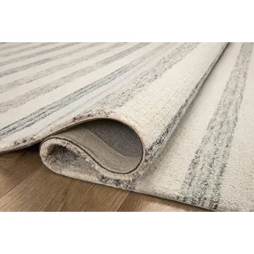 Stylish Loloi Chris Collection Area Rug for Modern Homes
