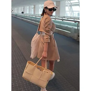 Stylish Women Leather Woven Shoulder Bag for Everyday Use