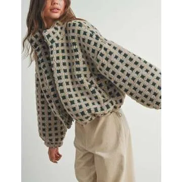 Lianlive Women Winter Fleece Jacket Long Sleeve Zip Up Fuzzy Sherpa Coats Womens Warm Outwear with Pockets (Green-S)