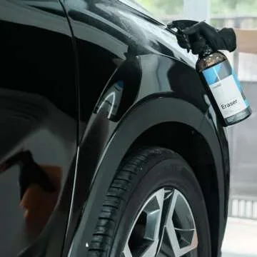 CARPRO Eraser Polish & Oil Remover - Ceramic Coating Prep, Complete Removal of Polishing Oils for Application of CQUARTZ Ceramic Coat, Anti-Static, Dust Free, No Silicone - 1 Liter (34oz) and Sprayer