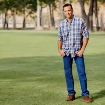 Wrangler Authentics Relaxed Fit Men's Denim Jeans for Comfort