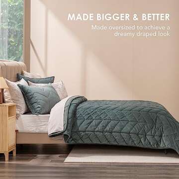 EVERGRACE 3 Pieces Luxurious Velvet King Quilts, Ultra Soft Lightweight Velvet Comforter Set, Matelasse Oversized Bedspread Coverlet for All Season with 2 Shams, Forest Green, 108"x96"