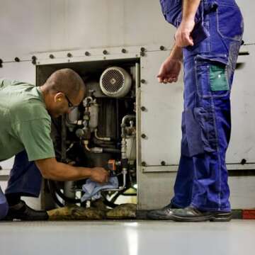 Tork Industrial Paper Wiper Blue, Handy Box W7 4-Ply, 1 x 180 Feet, 13247501