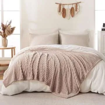 Bnuitland Light Brown Flannel Throw Blanket (50X70 inches), 300 GSM Fleece Cozy Warm Soft Home Decor Lightweight Bed Sofa Blanket for Adults, Suitable for All Seasons.