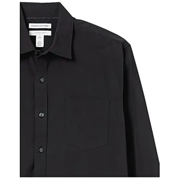 Amazon Essentials Men's Casual Poplin Shirt in Large