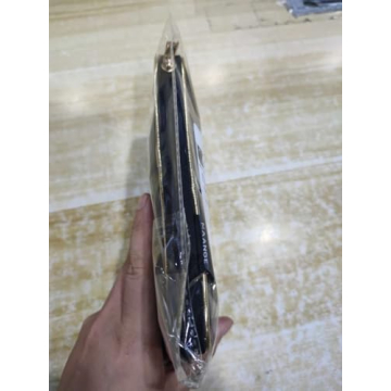 18 Pcs Professional Makeup Brush Set with Case