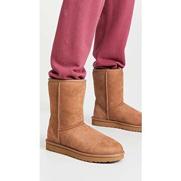 UGG Women's Classic Short II Boot, Chestnut, 09