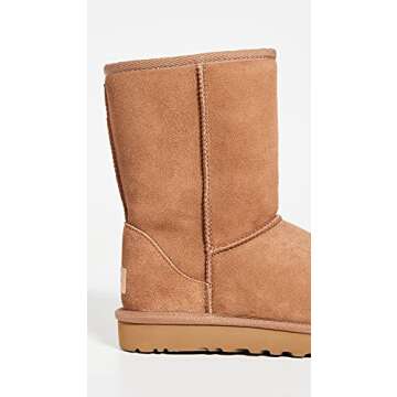 UGG Women's Classic Short II Boot, Chestnut, 09