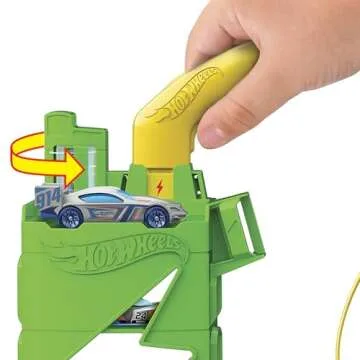 Hot Wheels Super Recharge Fuel Station Playset with Car