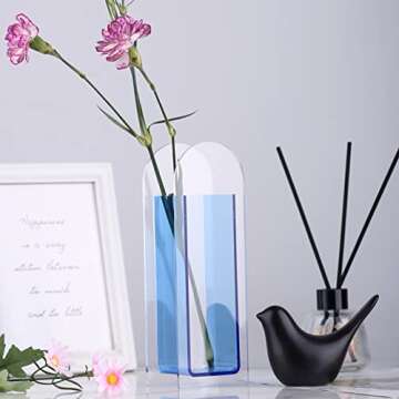 Unique Clear Blue Flower Vase Home Funky Decor Acrylic Small Vases,Plastic vases for centerpieces Round Decorative Vase,Flower Arrangement Computer Desk,Bedside Table,Window sill Decor