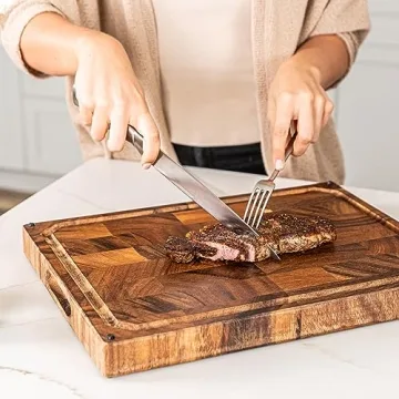 Smirly Walnut Cutting Board for Kitchen Cooking Needs