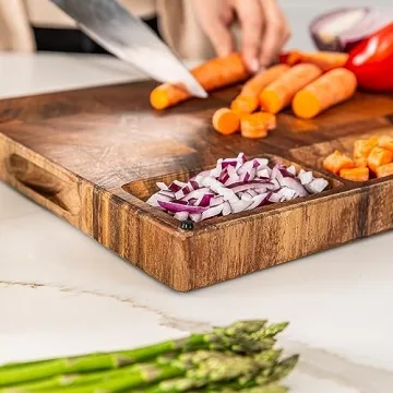 Smirly Walnut Cutting Board for Kitchen Cooking Needs