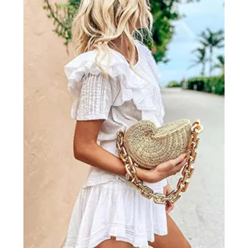 Hxinson Woven Straw Bags Popular Conch Bags Shell Shaped Rattan Bags Personalized Acrylic Chain Shoulder Bags (beige)