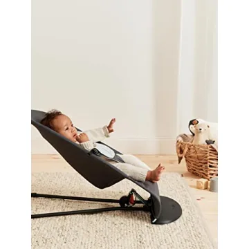 BabyBjörn Bouncer - Safe & Stylish Infant Seating