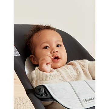 BabyBjörn Bouncer - Safe & Stylish Infant Seating