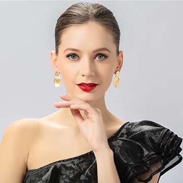 Matte Gold Small Hammered Disc Earrings Minimalist Geometric Dangle Earrings for Women