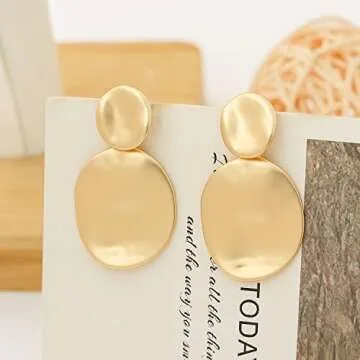 Matte Gold Small Hammered Disc Earrings Minimalist Geometric Dangle Earrings for Women