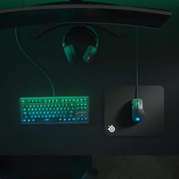 SteelSeries QcK Mouse Pad - Ideal for Gamers and Professionals