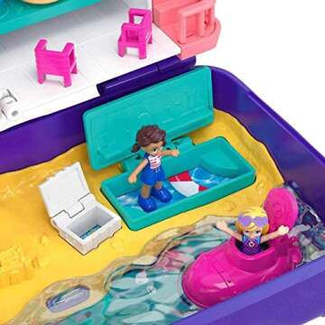 Polly Pocket Hidden Places Beach Vibes Backpack with Beach Theme, Dolls & Accessories