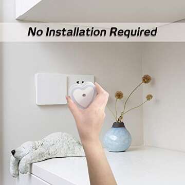 maxin LED Night Light Lamp with Smart Auto ON/Off Sensor Set of 4, 0.5W Plug-in LED Wall Night Light Lamp for Bedroom, Bathroom, Hallway, Stairways, Or Any Dark Room Soft Brightness.(Heart-Shaped)