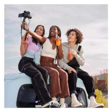 Canon EOS R50 Vlogging Creator Kit, Hybrid Mirrorless Camera with RF-S10-18mm F4.5-6.3 IS STM Lens and Tripod Grip, Wide-angle Lens, 24.2 MP CMOS (APS-C) Sensor, Vlogging Camera, Black