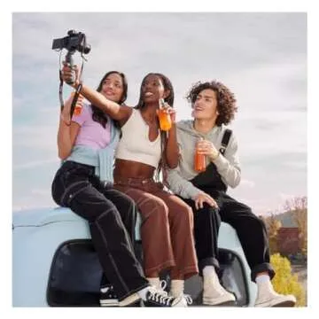 Canon EOS R50 Vlogging Creator Kit, Hybrid Mirrorless Camera with RF-S10-18mm F4.5-6.3 IS STM Lens and Tripod Grip, Wide-angle Lens, 24.2 MP CMOS (APS-C) Sensor, Vlogging Camera, Black