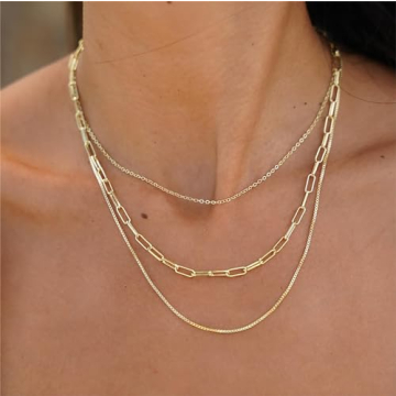 Stylish VIROMY Dainty Gold Layering Necklace Set