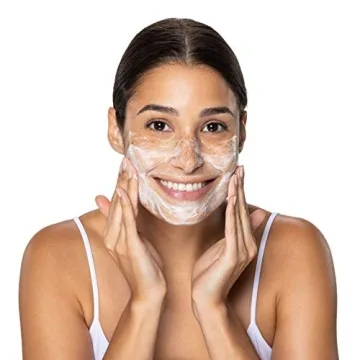 Neutrogena Foaming Facial Cleanser for Gentle Cleansing