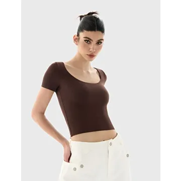 PUMIEY Women's Scoop Neck T Shirt - Slim Fit & Stylish