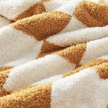 CozeCube Checkered Blanket, Ultra Soft Cozy Throw 60x80
