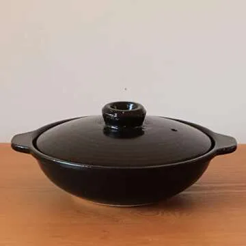 Japanese Donabe Clay Pot with Lid - Elegant & Functional