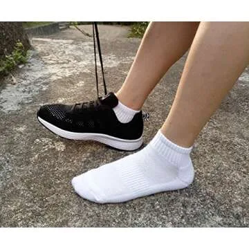 FORMEU Women's Moisture Wicking Athletic Low Cut Ankle Cotton Cushion Socks Breathable Comfortable 4/6 Pairs