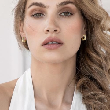 Small Chunky Gold Hoop Earrings For Women, 14k Gold Thick statement huggie hoop earrings Trendy Hoop Earrings Set Hypoallergenic Fashion Earrings (X-Gold 4)