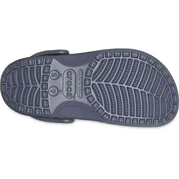 Crocs Unisex-Adult Classic Graphic Clogs