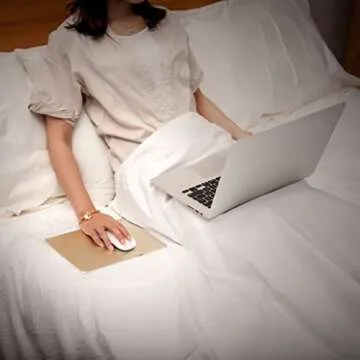 Qcute Mouse Pad, Gaming Aluminum Mouse Pad 9.45 X 7.87 Inch W Non-Slip Rubber Base & Micro Sand Blasting Aluminum Surface for Fast and Accurate Control (Large, Gold)