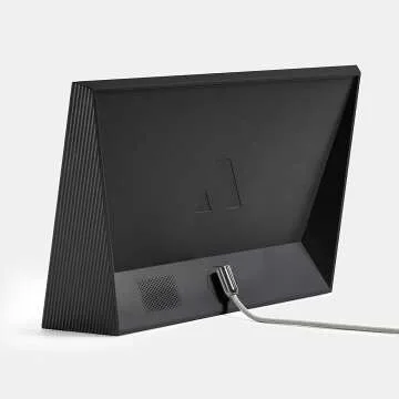 Aura Carver Digital Frame - Best WiFi Picture Frame