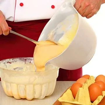 GLAD Mixing Bowl 3 Quart with Handle and Pour Spout