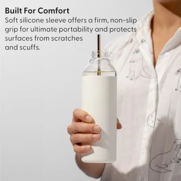 W&P Porter Glass Water Bottle with Silicone Sleeve - 20oz