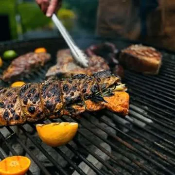 Thaan, Thai-Style Charcoal. 4-6 Hour Burn Time. Restaurant Grade Charcoal. Low Ash, No Smoke, High Heat. Up to 1200 Degrees. Binchotan Quality, Extruded Process. (5, Pounds)